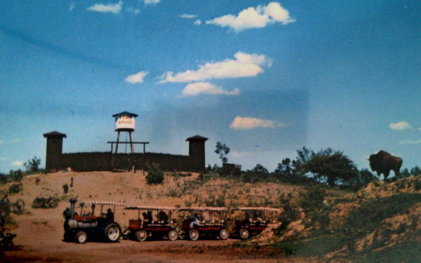 Irish Hills Area - Old Postcard Of Statecoach Stop Train